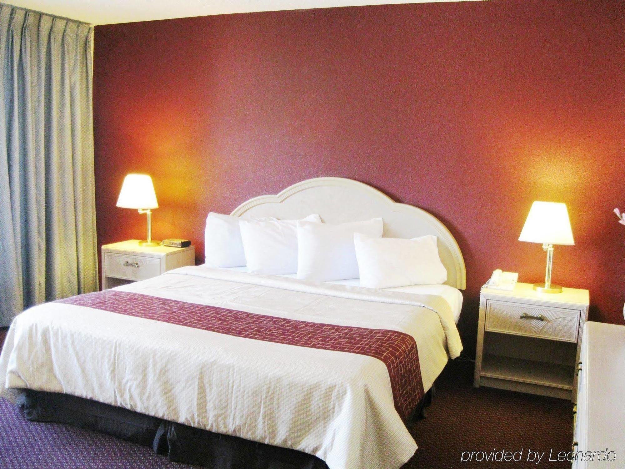 Fresno City Inn Zewnętrze zdjęcie